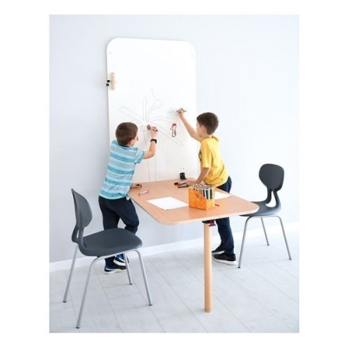 Table murale et chaises empilables - Taille 5 et 6