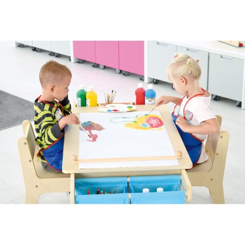 Table enfant pour art plastique