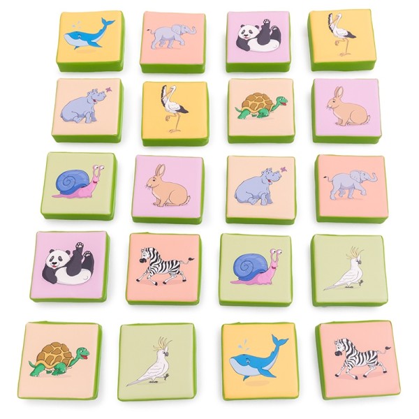 Jeu de mémoire et assises animaux