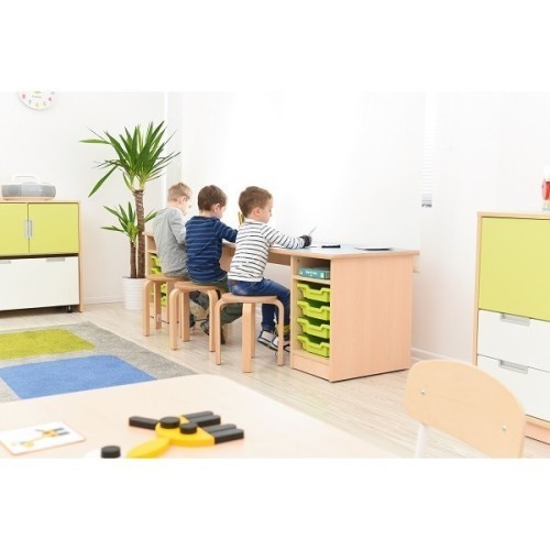 Longue table salle de classe primaire