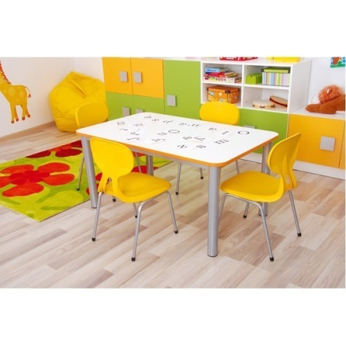 Chaise coque plastique maternelle