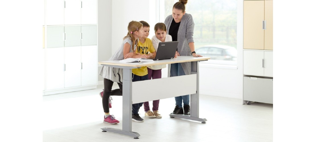 Table scolaire et informatique