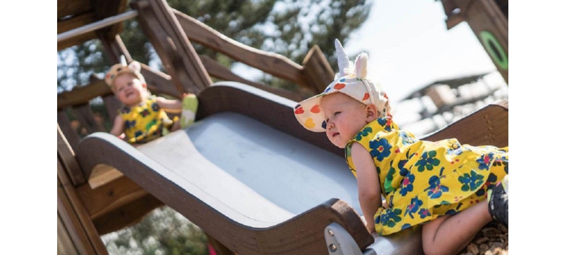 Toboggan aire de jeux