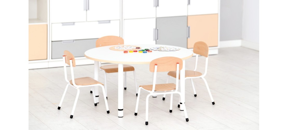 Pack table et chaises maternelle