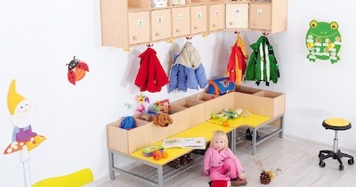 Mobilier d'accueil crèche